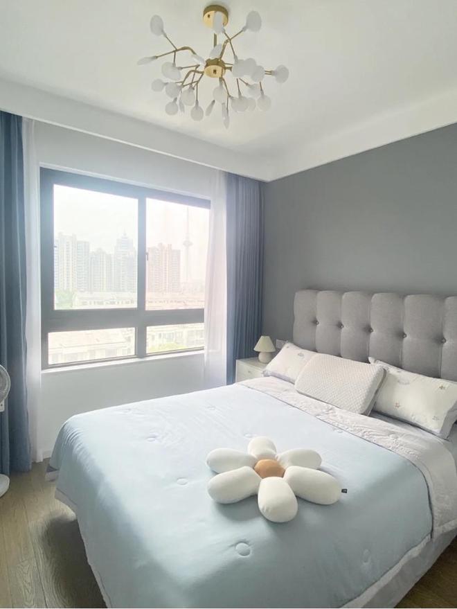 把90㎡小家装得堪称教科书太高级了凯发K8上海夫妇拒绝“过度装修”(图4)